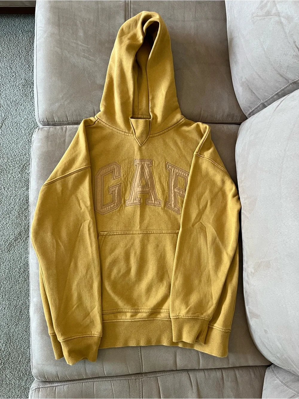GAP Kid’s Mustard Crewneck Hoodie with Embroidered Logo Teen Sz 12